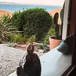 La Mandorla Salata Nyaraló Capoliveri